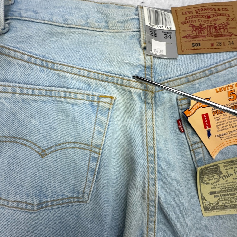 Vintage Levis 501 Mens 28x34 Light Wash Straight Leg Jeans USA NWT NOS READ - Picture 10 of 16